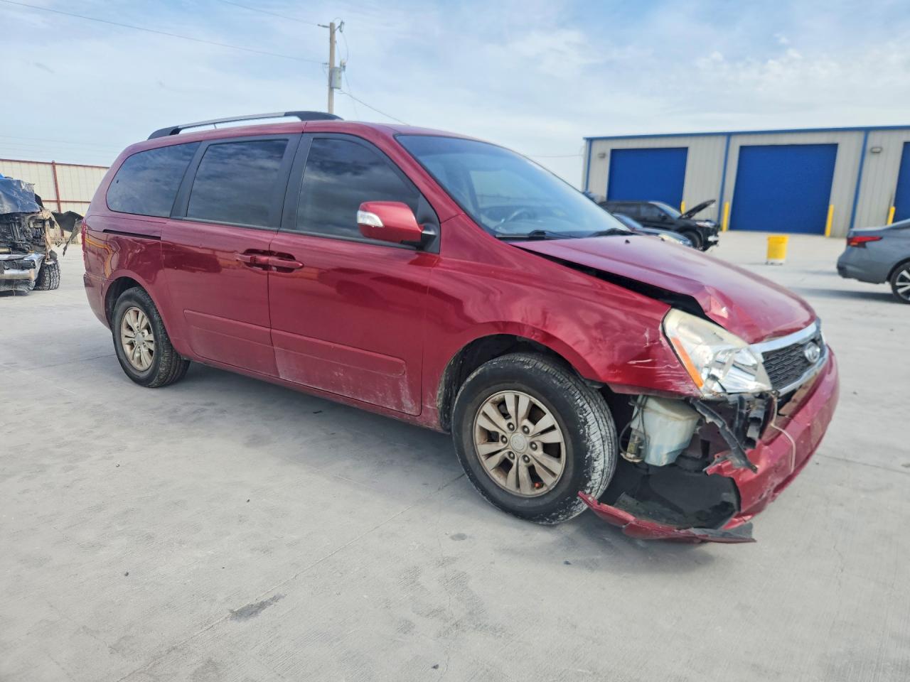 2011 KIA SEDONA LX photo 4