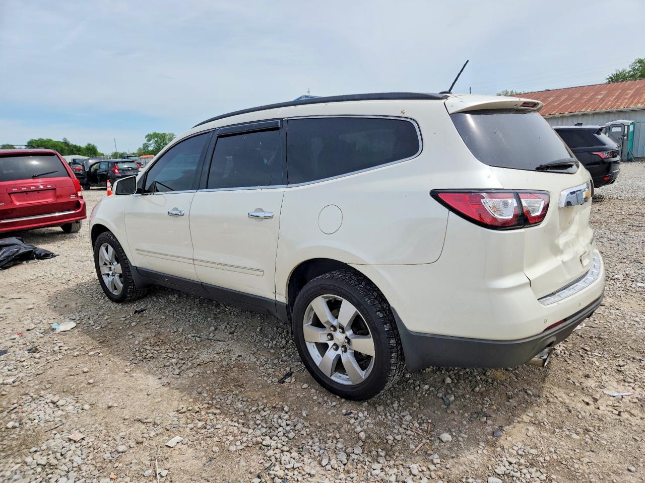 2014 CHEVROLET TRAVERSE LTZ photo 3