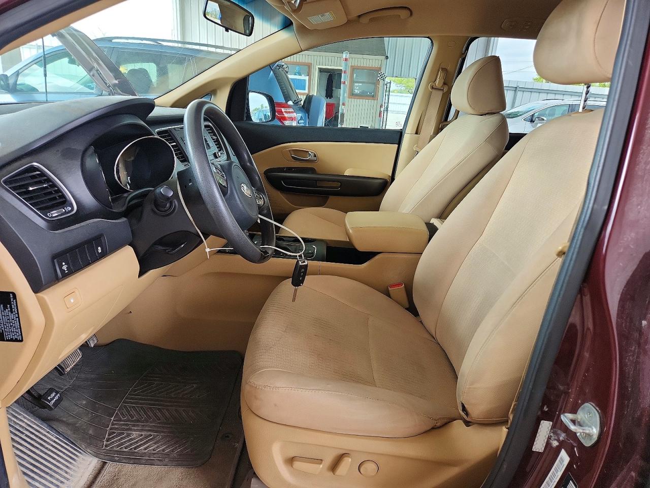 2016 KIA SEDONA LX photo 7