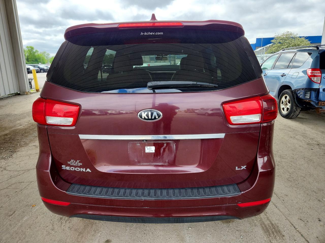 2016 KIA SEDONA LX photo 6