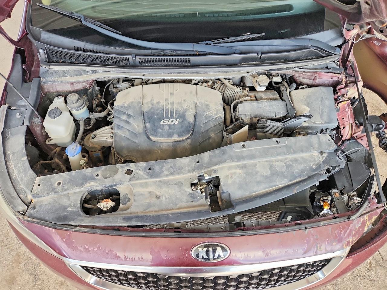 2016 KIA SEDONA LX photo 12
