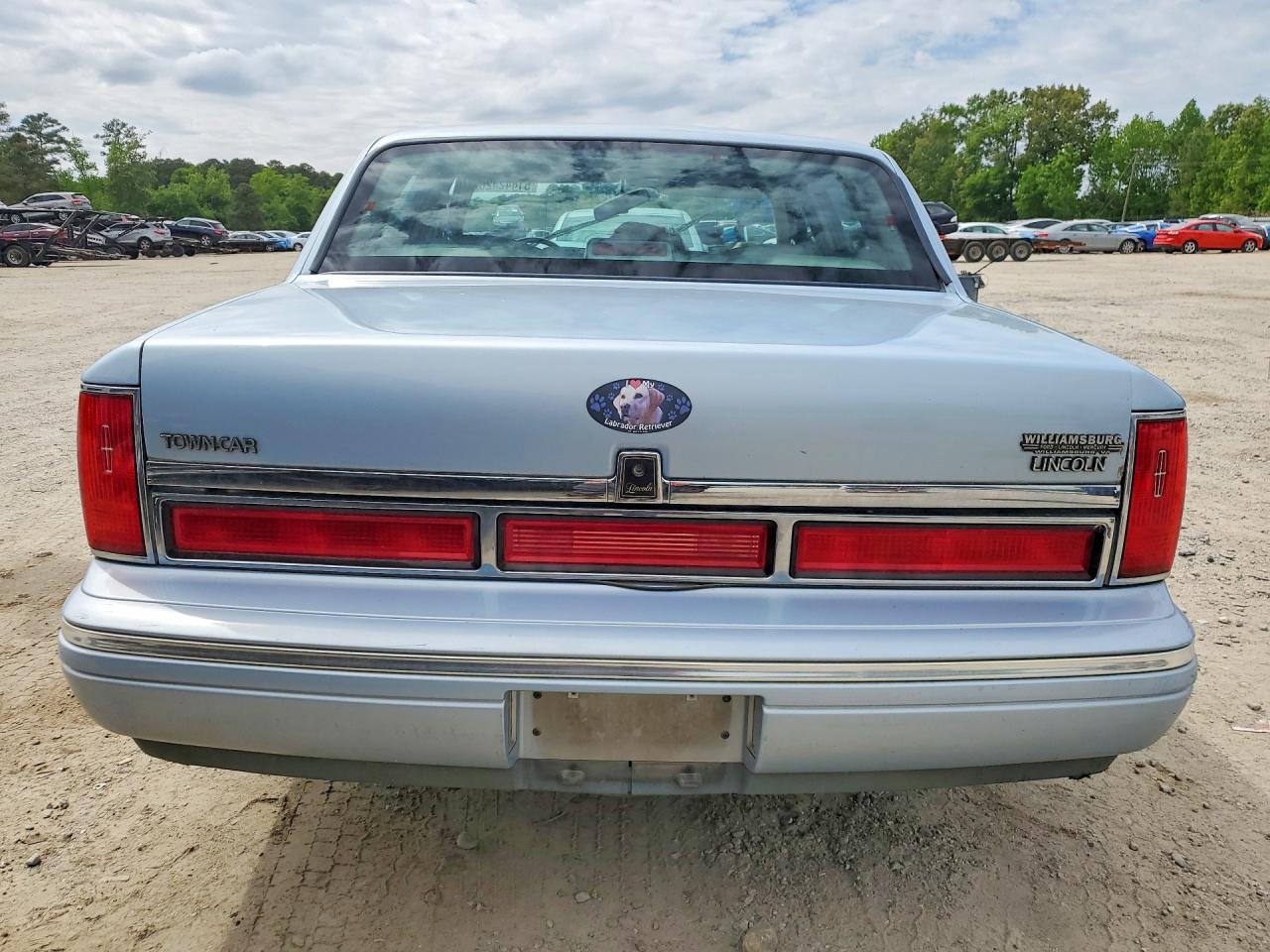 1997 LINCOLN TOWN CAR SIGNATURE photo 16