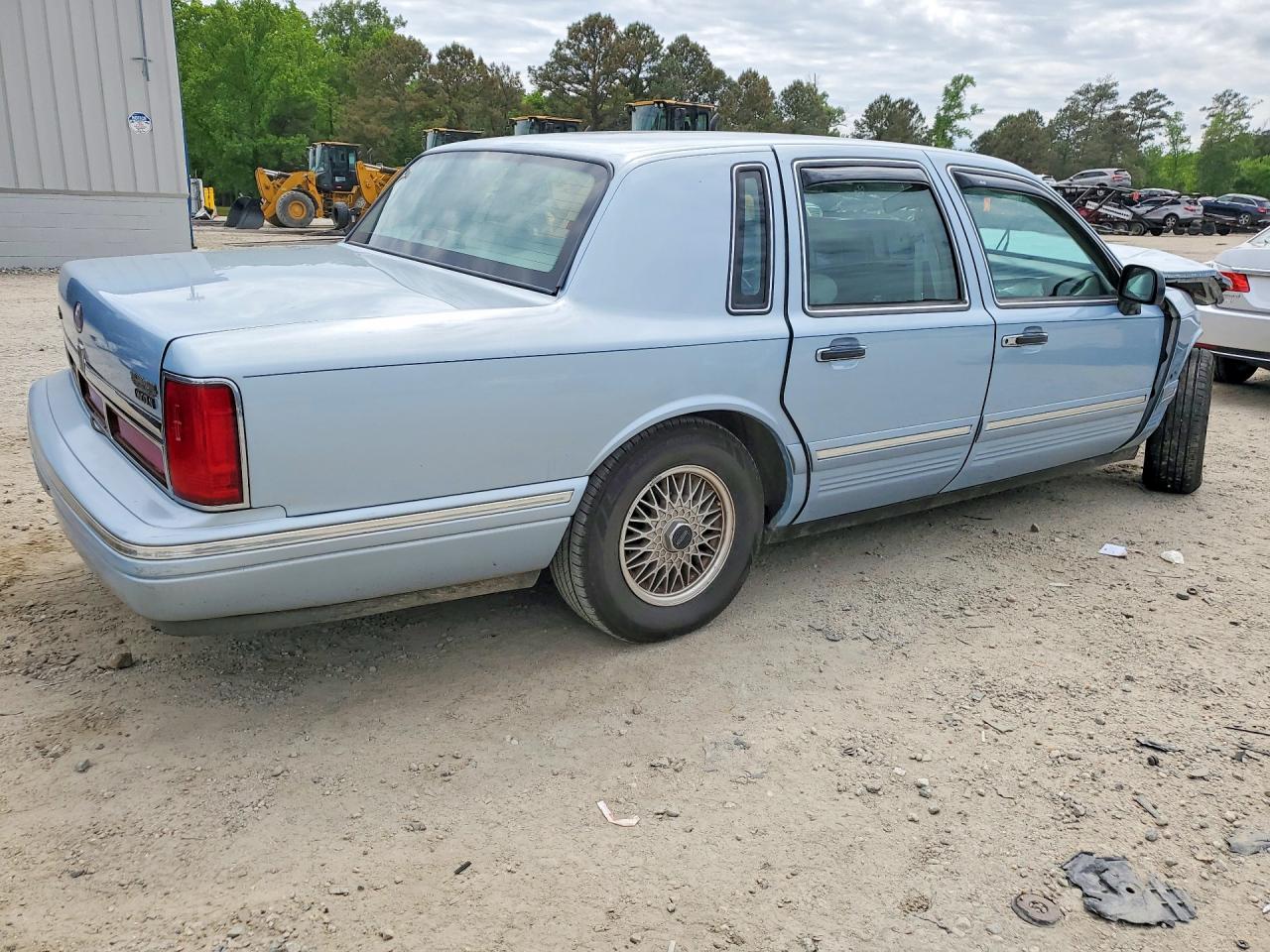 1997 LINCOLN TOWN CAR SIGNATURE photo 7