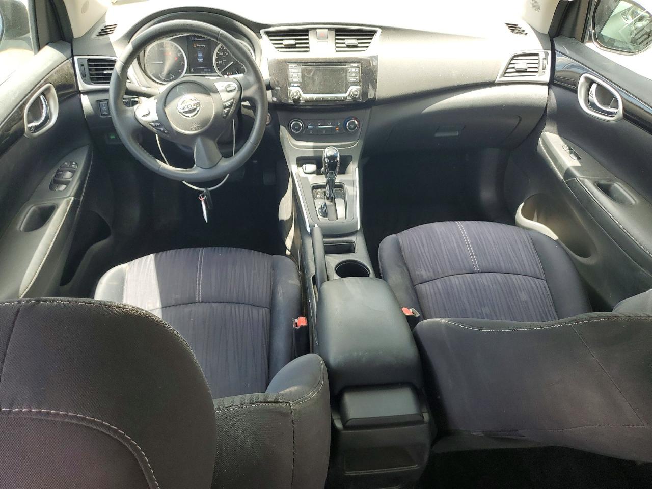 2016 NISSAN SENTRA SV photo 8