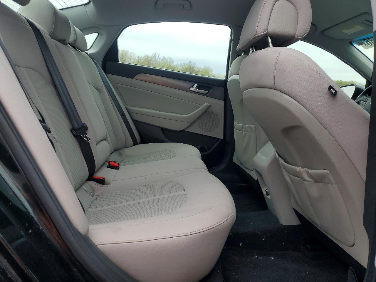 2017 HYUNDAI SONATA SPORT photo 19