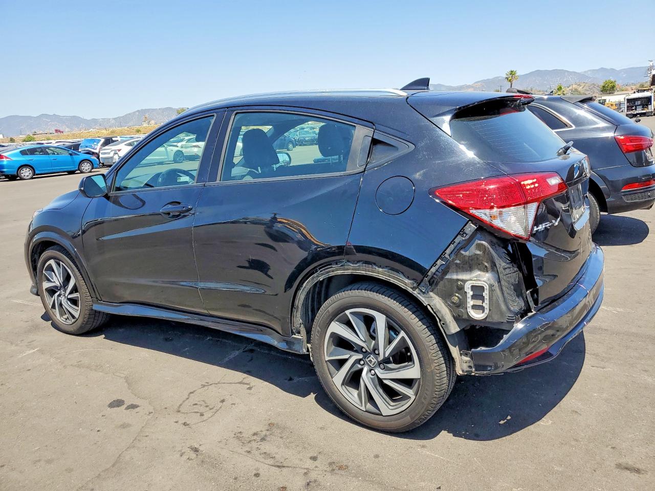 2019 HONDA HR-V SPORT photo 4