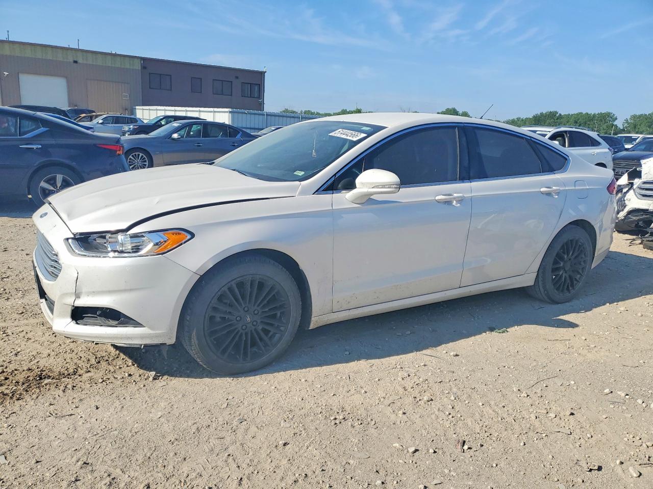 2016 FORD FUSION