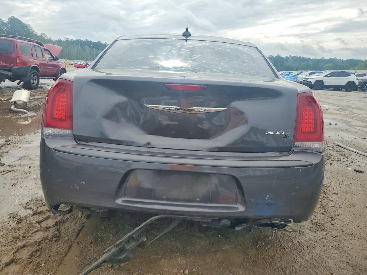 2015 CHRYSLER 300 S photo 11