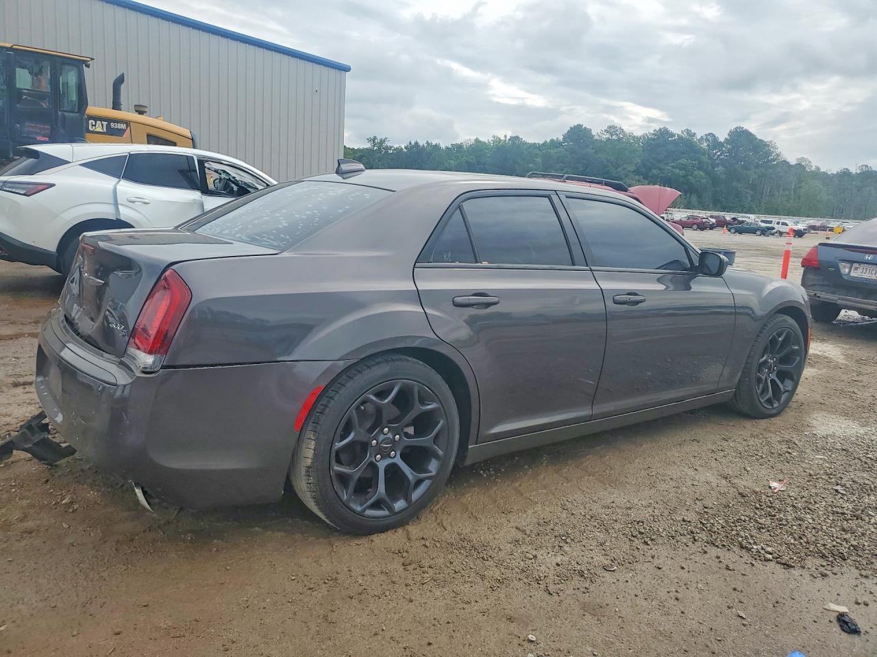 2015 CHRYSLER 300 S photo 5