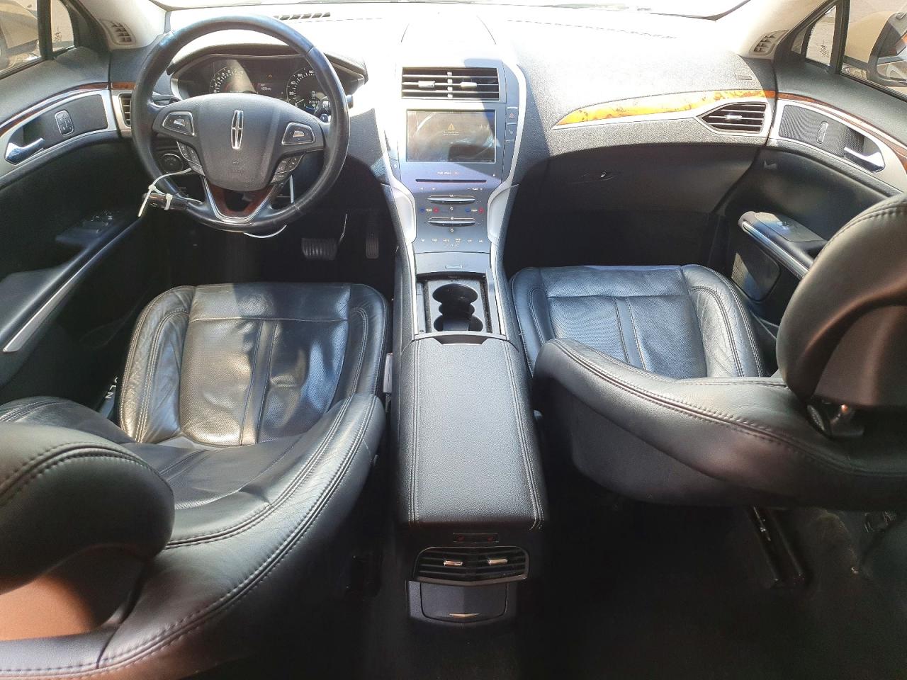 2016 LINCOLN MKZ photo 15