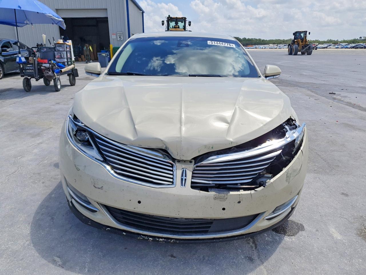 2016 LINCOLN MKZ photo 9