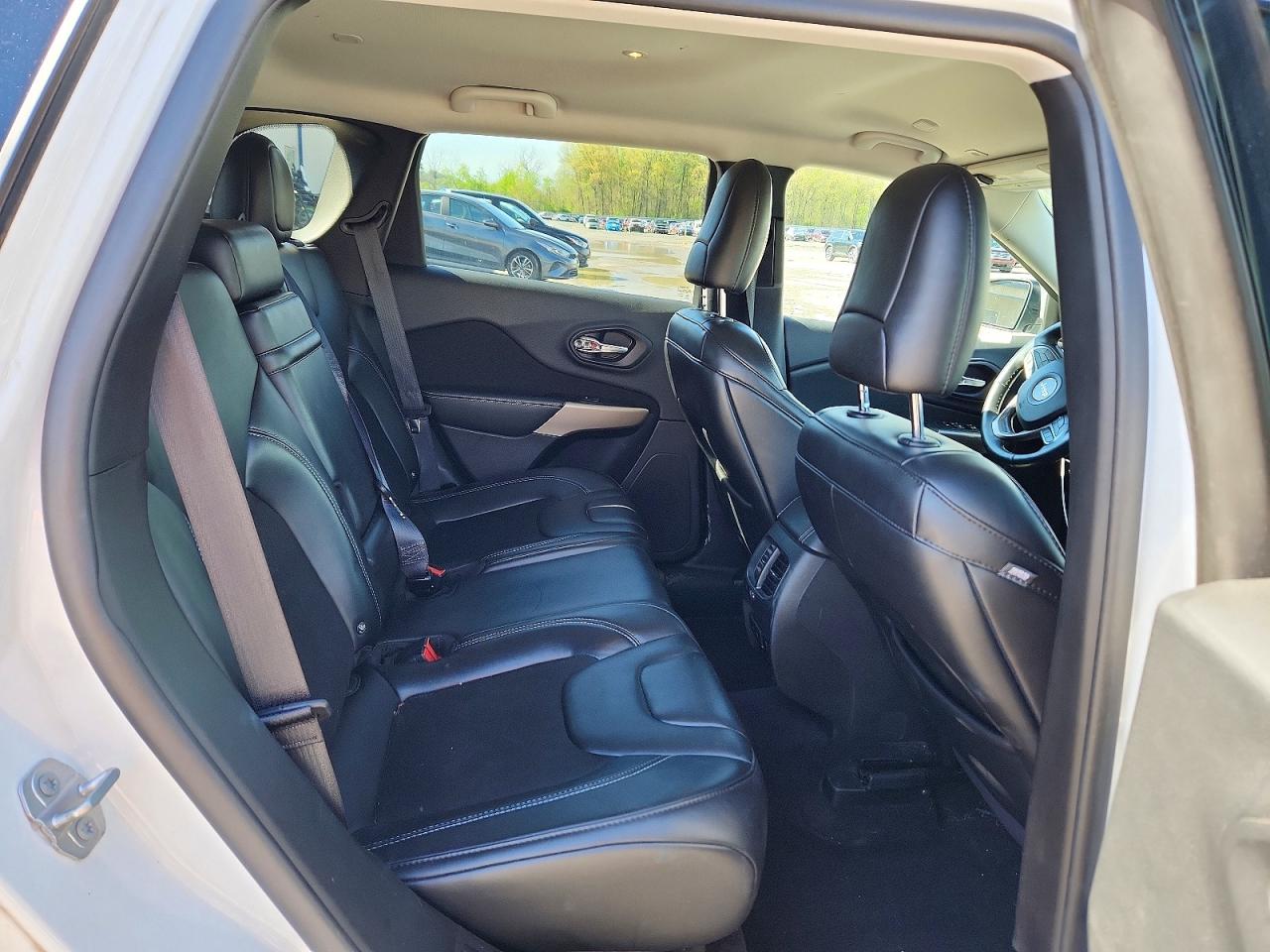 2019 JEEP CHEROKEE LATITUDE PLUS photo 21