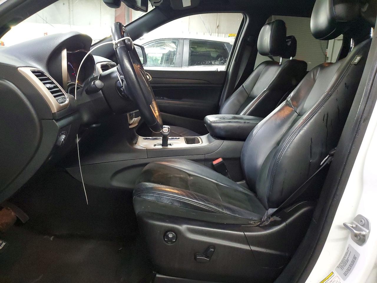 2015 JEEP GRAND CHEROKEE LAREDO photo 13