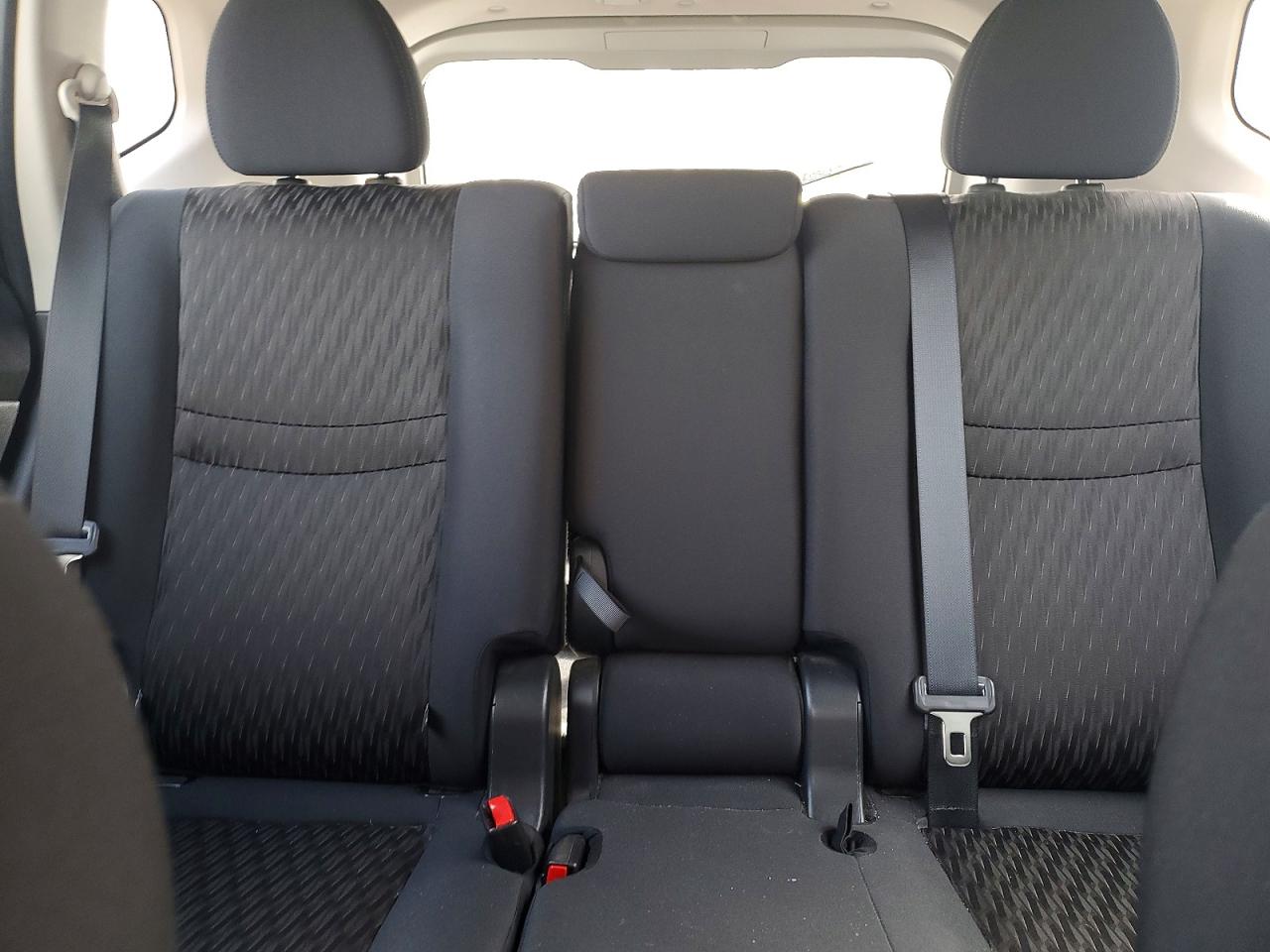 2019 NISSAN ROGUE S photo 28