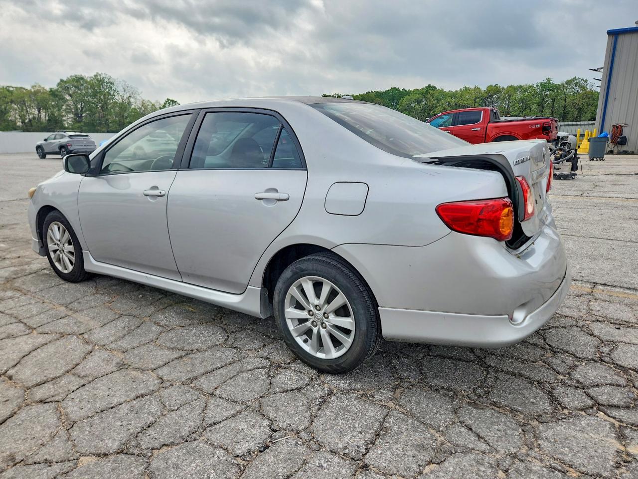 2010 TOYOTA COROLLA S photo 2