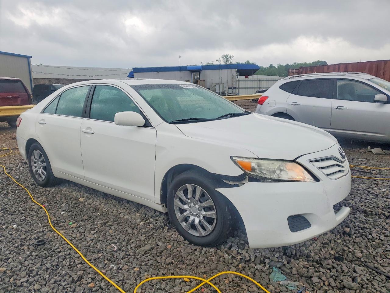 2011 TOYOTA CAMRY LE photo 7