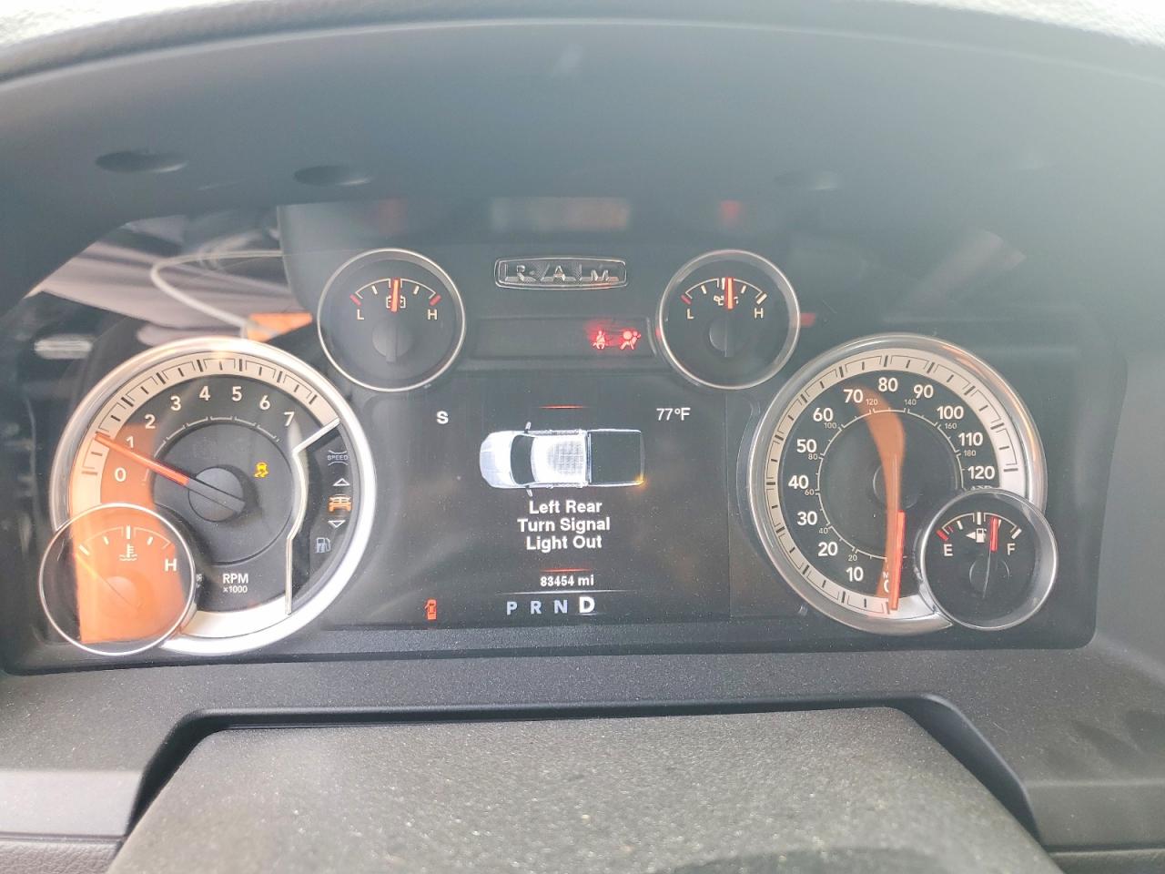 2014 RAM 1500 SPORT photo 41