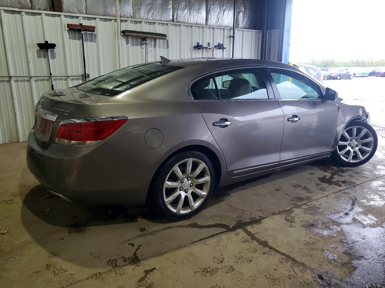 2010 BUICK LACROSSE CXS photo 5