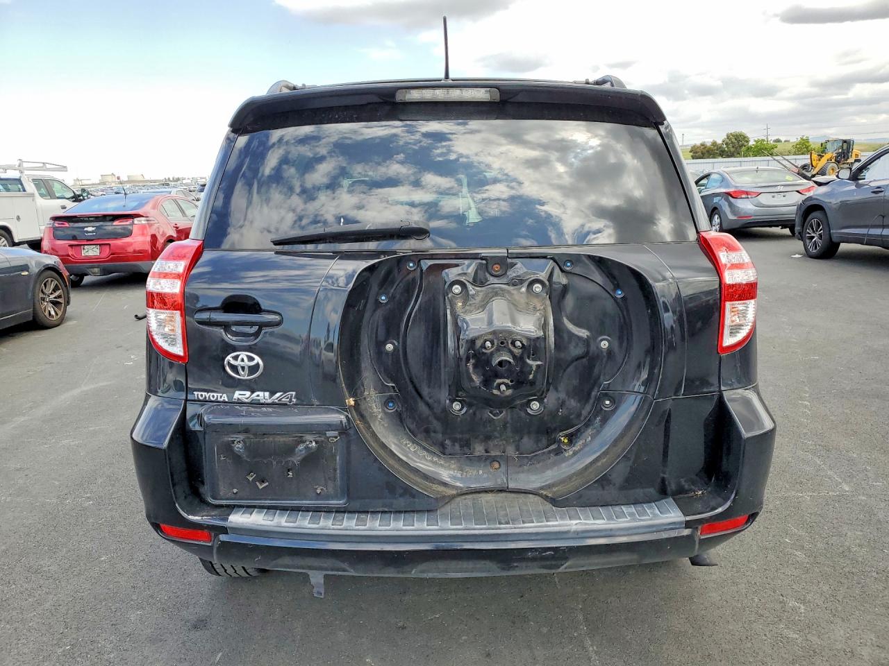 2010 TOYOTA RAV4 BASE photo 11