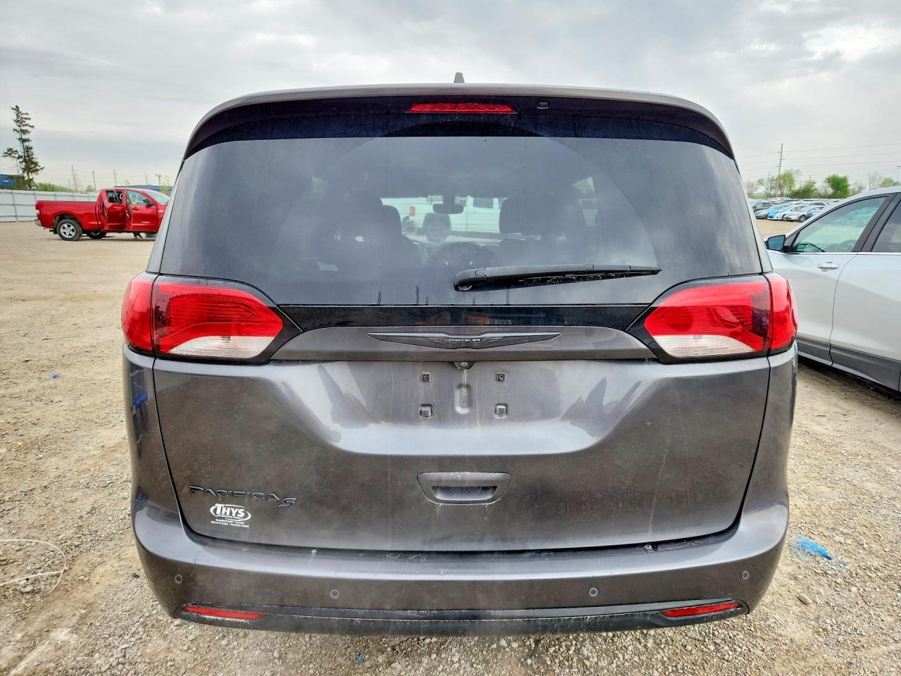 2019 CHRYSLER PACIFICA TOURING PLUS photo 16