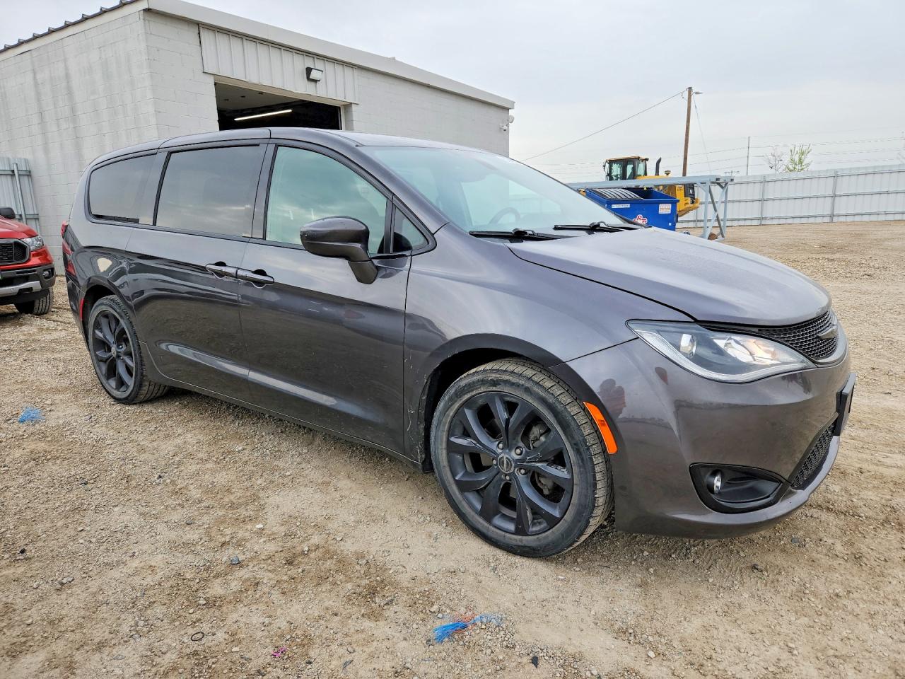 2019 CHRYSLER PACIFICA TOURING PLUS photo 10