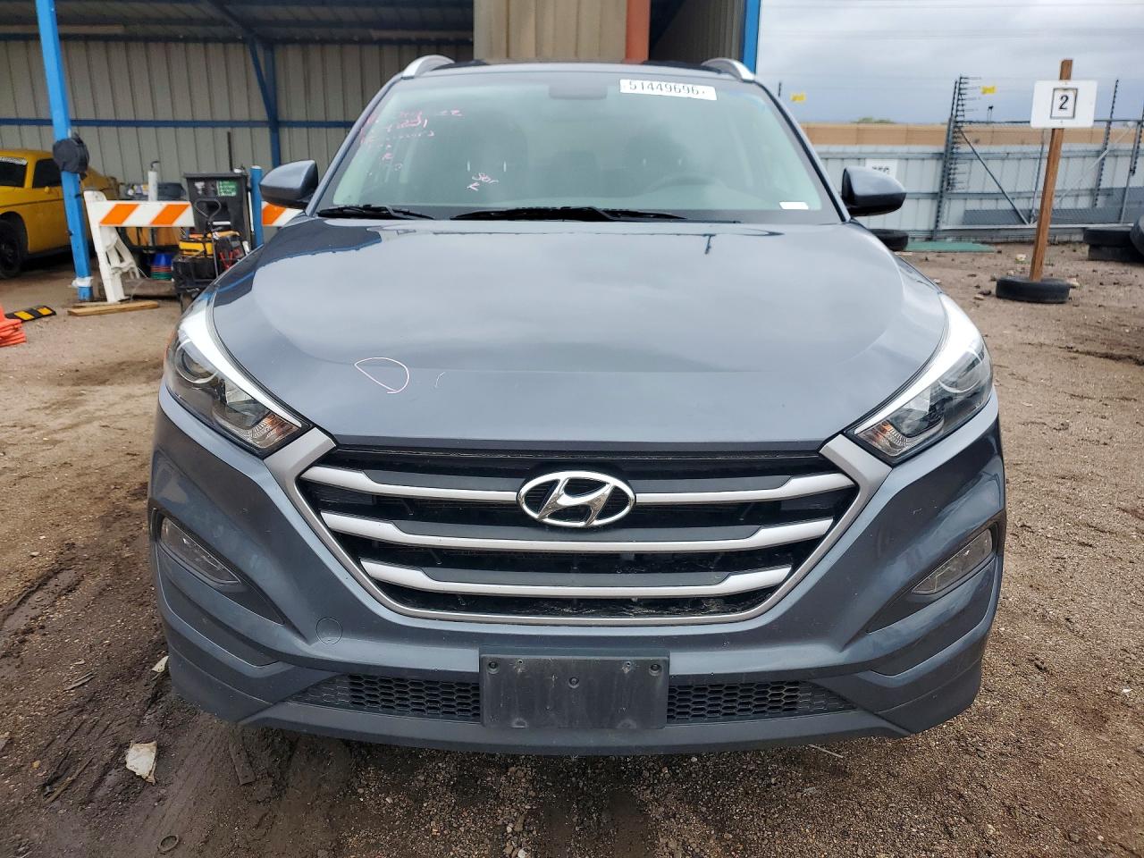2018 HYUNDAI TUCSON SEL photo 9