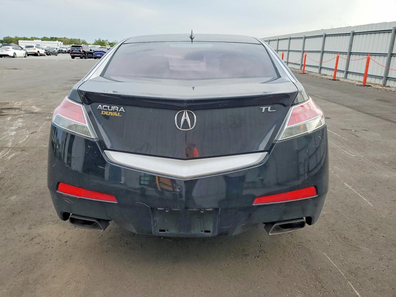 2010 ACURA TL photo 11