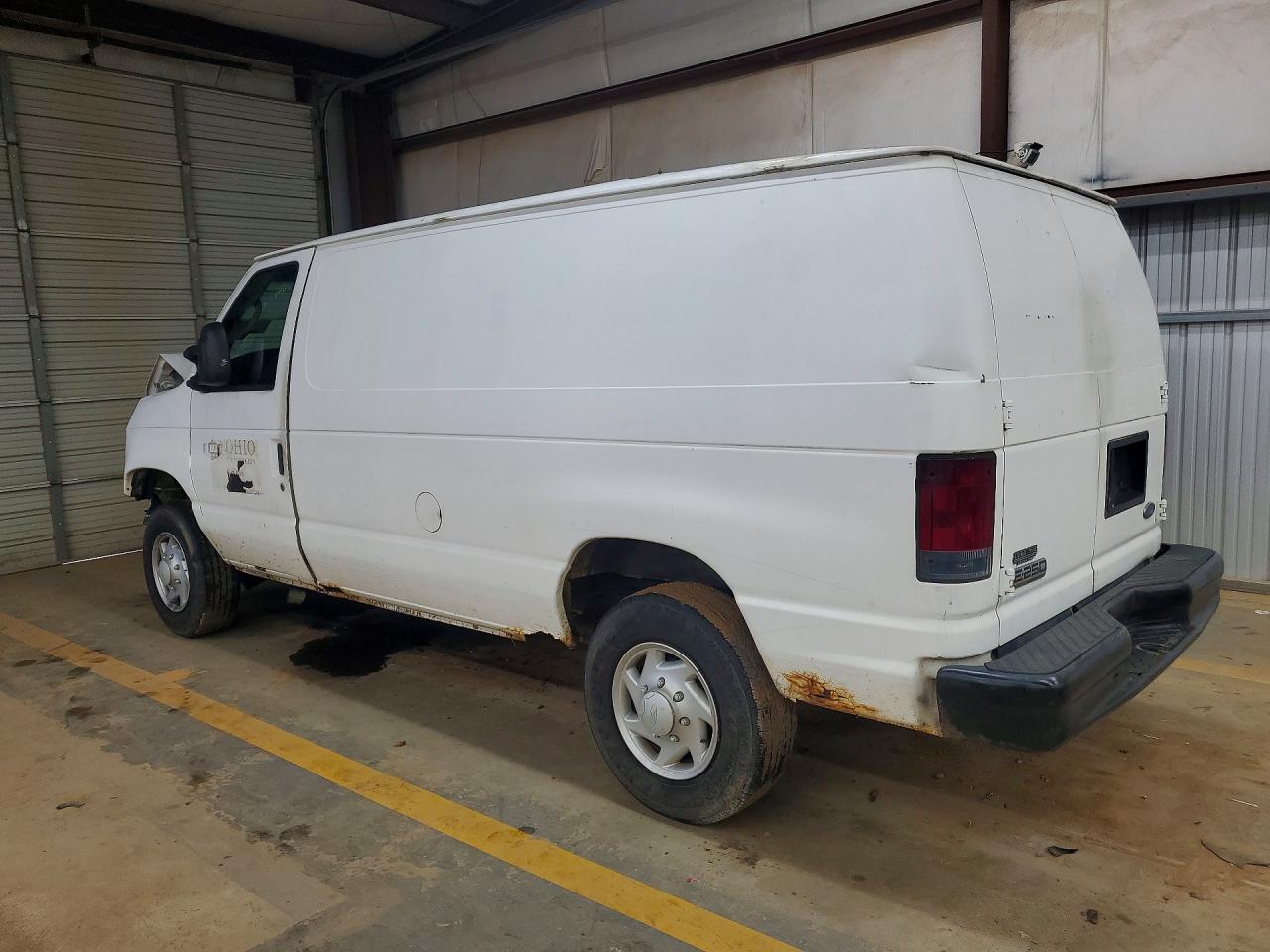 2008 FORD E250 DELIVERY VAN photo 3