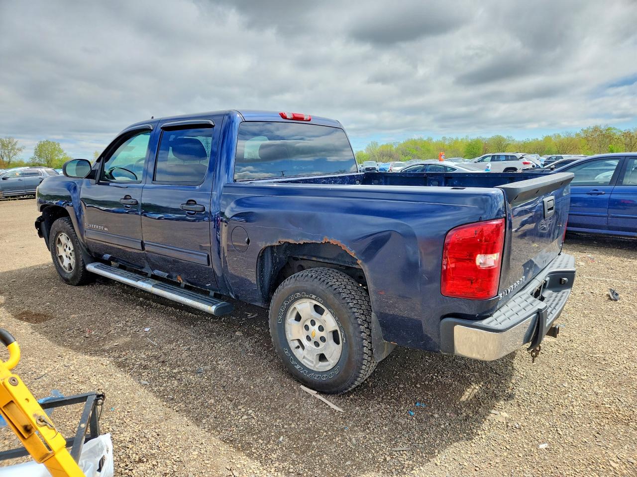 2010 CHEVROLET SILVERADO C1500 LT photo 4