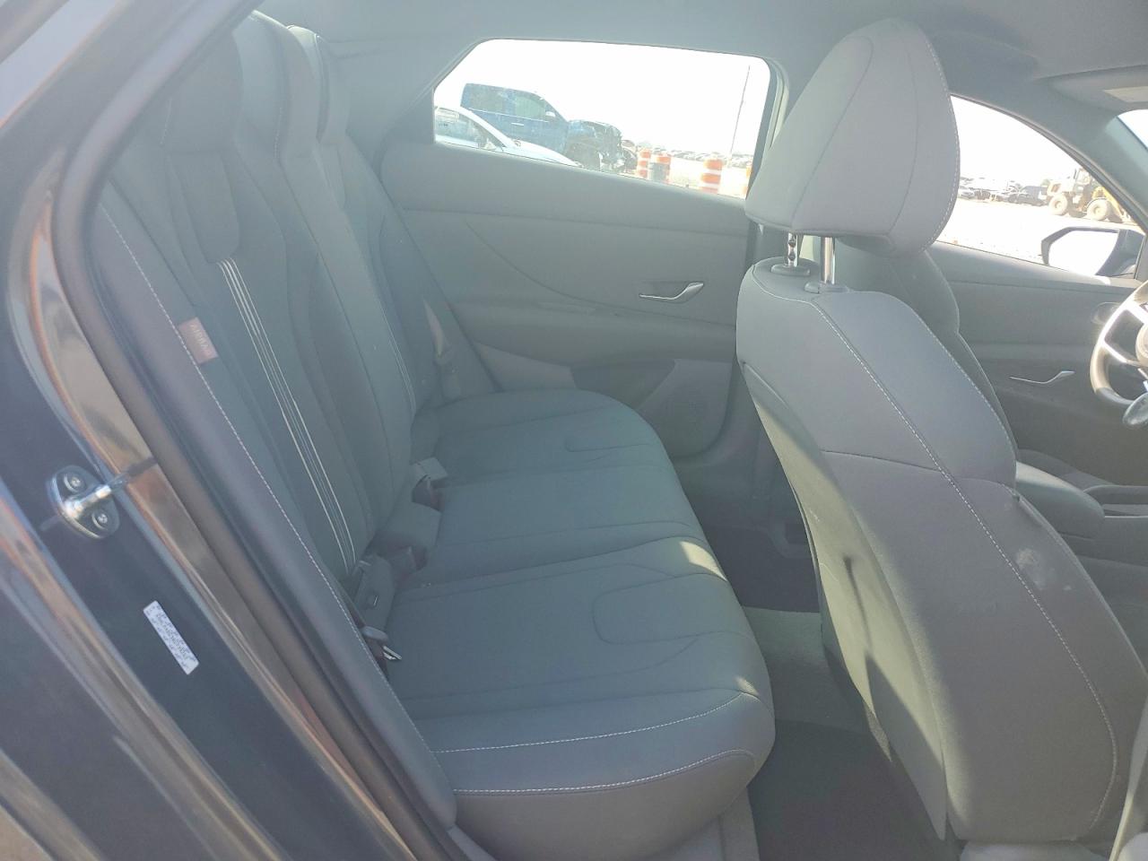 2024 HYUNDAI ELANTRA photo 19
