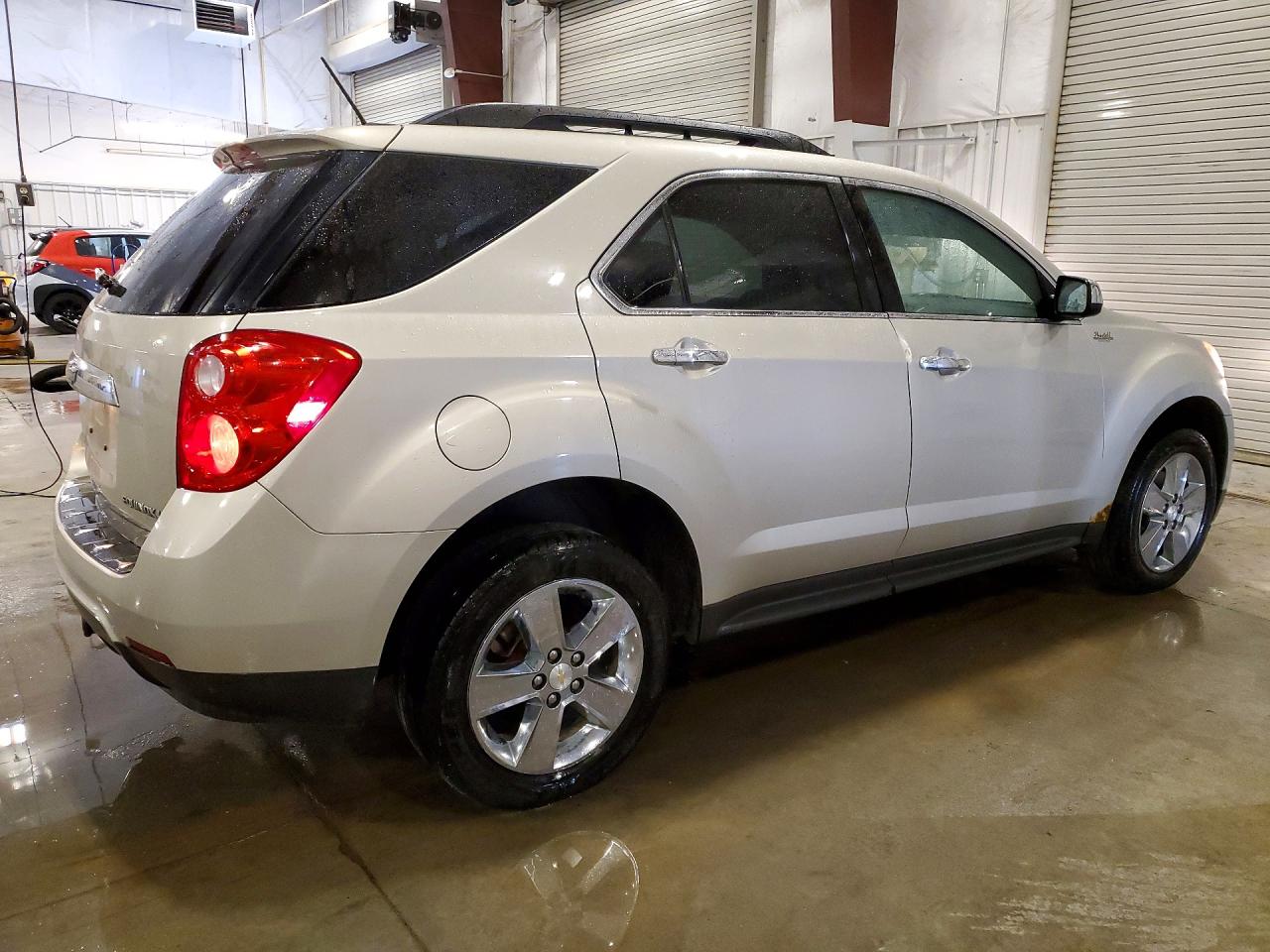 2015 CHEVROLET EQUINOX LT photo 5