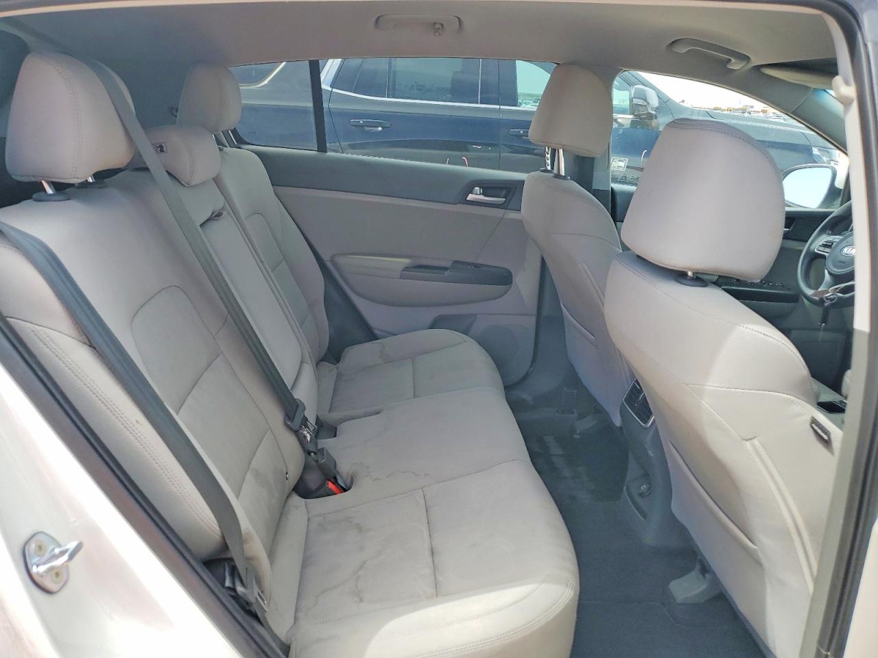 2019 KIA SPORTAGE LX photo 11