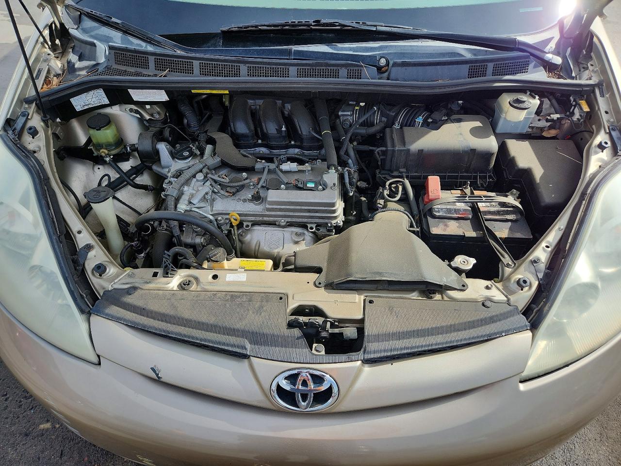 2007 TOYOTA SIENNA LE 7-PASSENGER photo 23