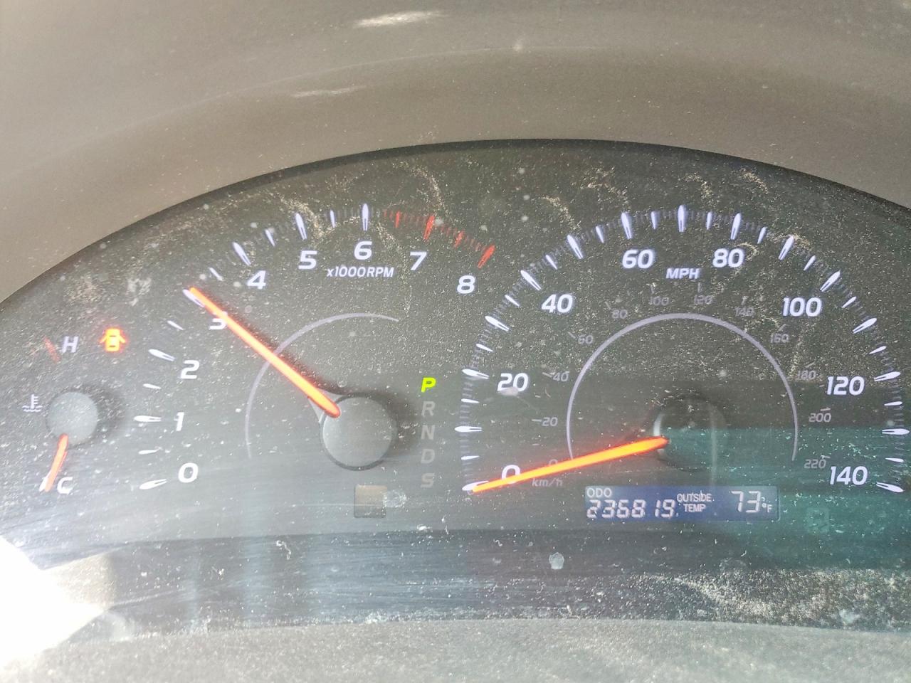 2010 TOYOTA CAMRY LE photo 25