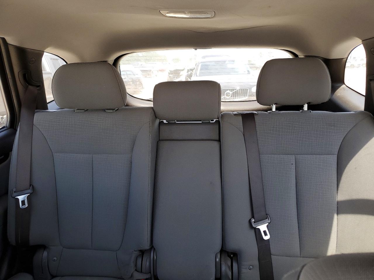 2012 HYUNDAI SANTA FE GLS photo 28