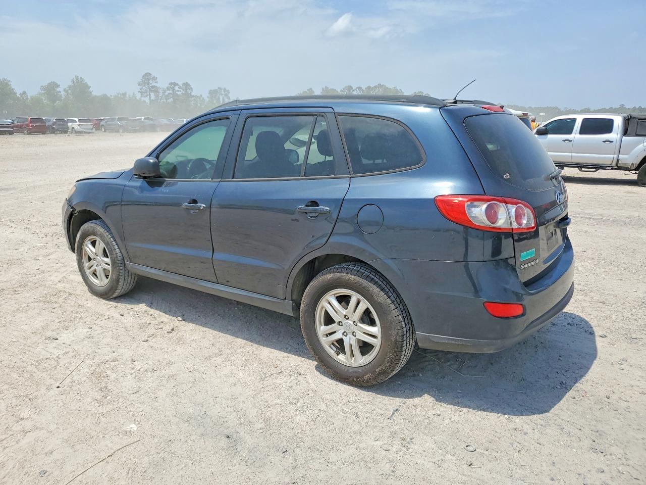 2012 HYUNDAI SANTA FE GLS photo 4