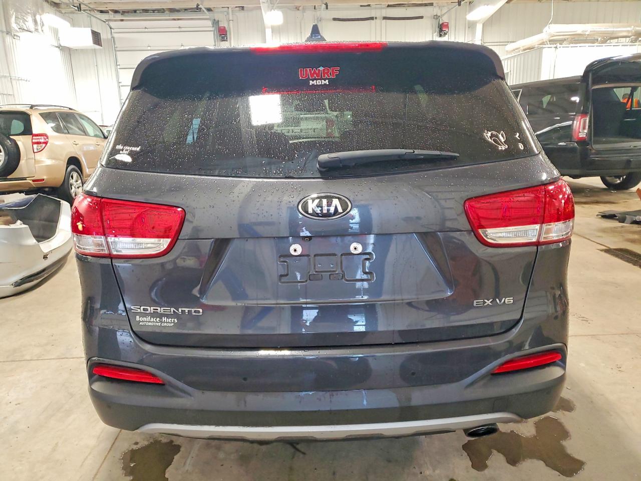 2017 KIA SORENTO EX photo 16