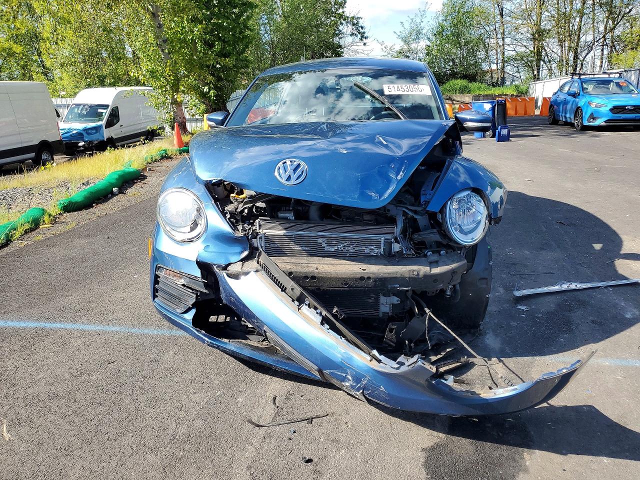2019 VOLKSWAGEN BEETLE S photo 13