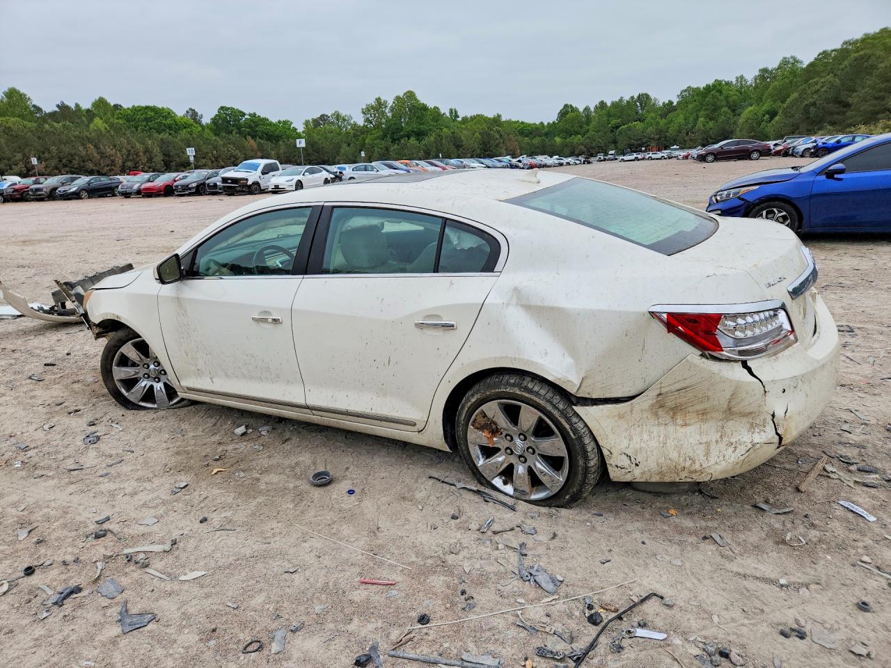 2010 BUICK LACROSSE CXL photo 4