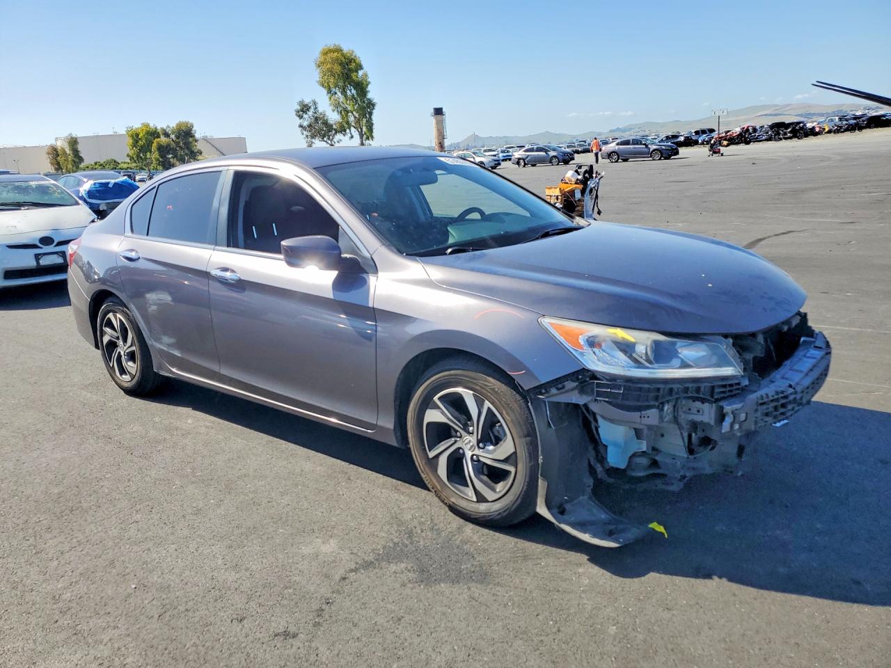 2016 HONDA ACCORD LX photo 4