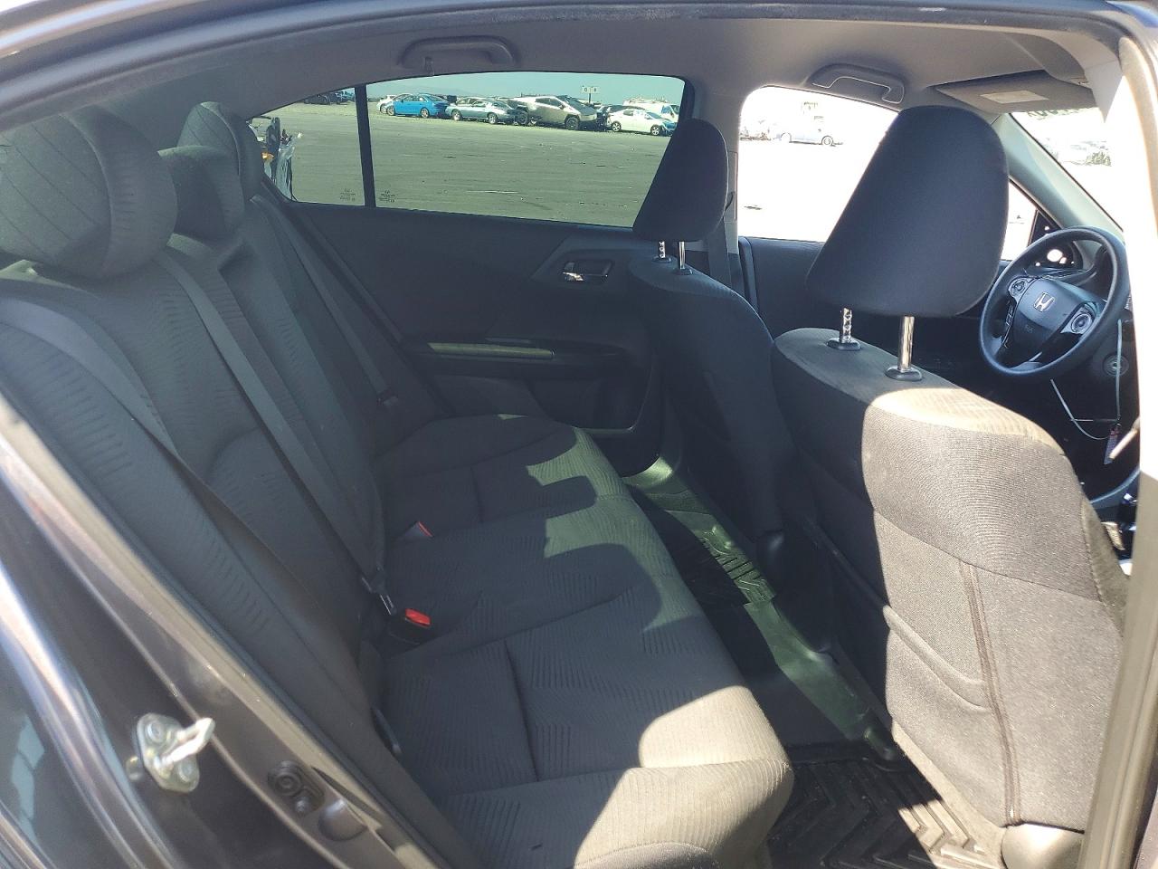2016 HONDA ACCORD LX photo 10