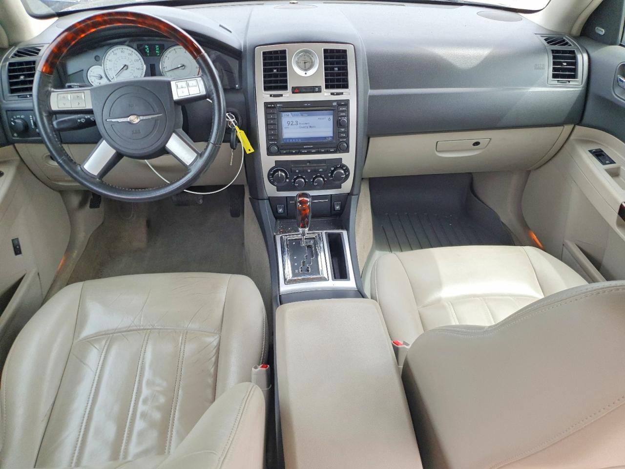 2006 CHRYSLER 300C photo 22