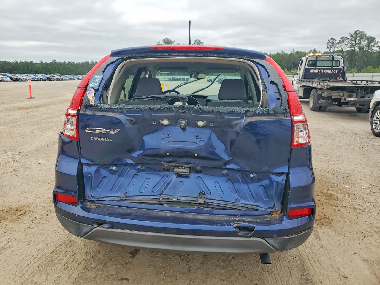 2015 HONDA CR-V LX photo 11