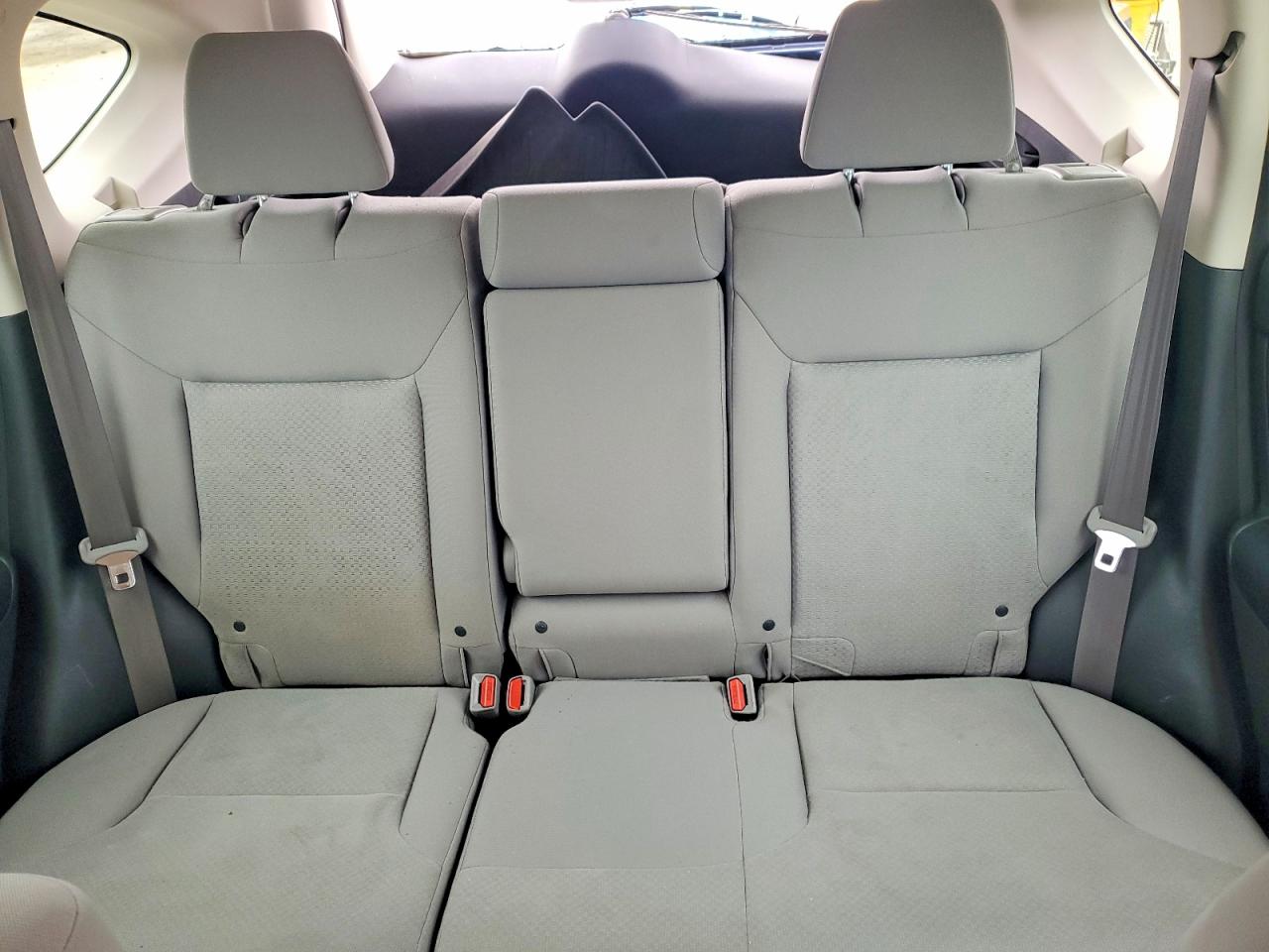 2015 HONDA CR-V LX photo 19