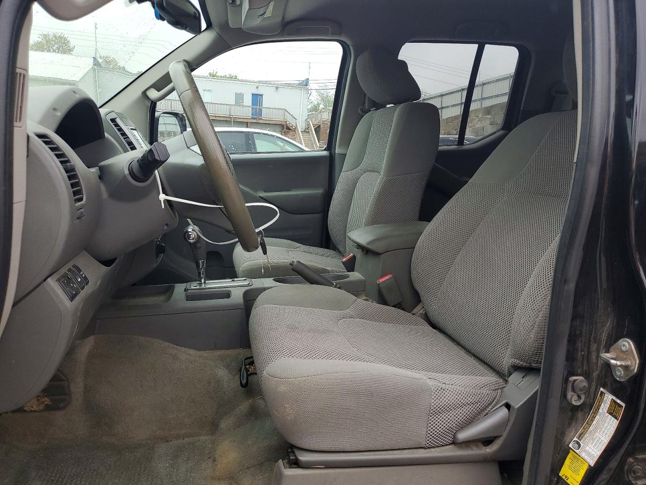 2017 NISSAN FRONTIER SV photo 13