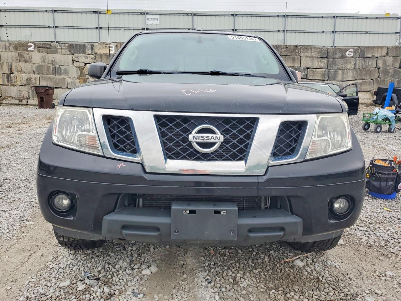 2017 NISSAN FRONTIER SV photo 9