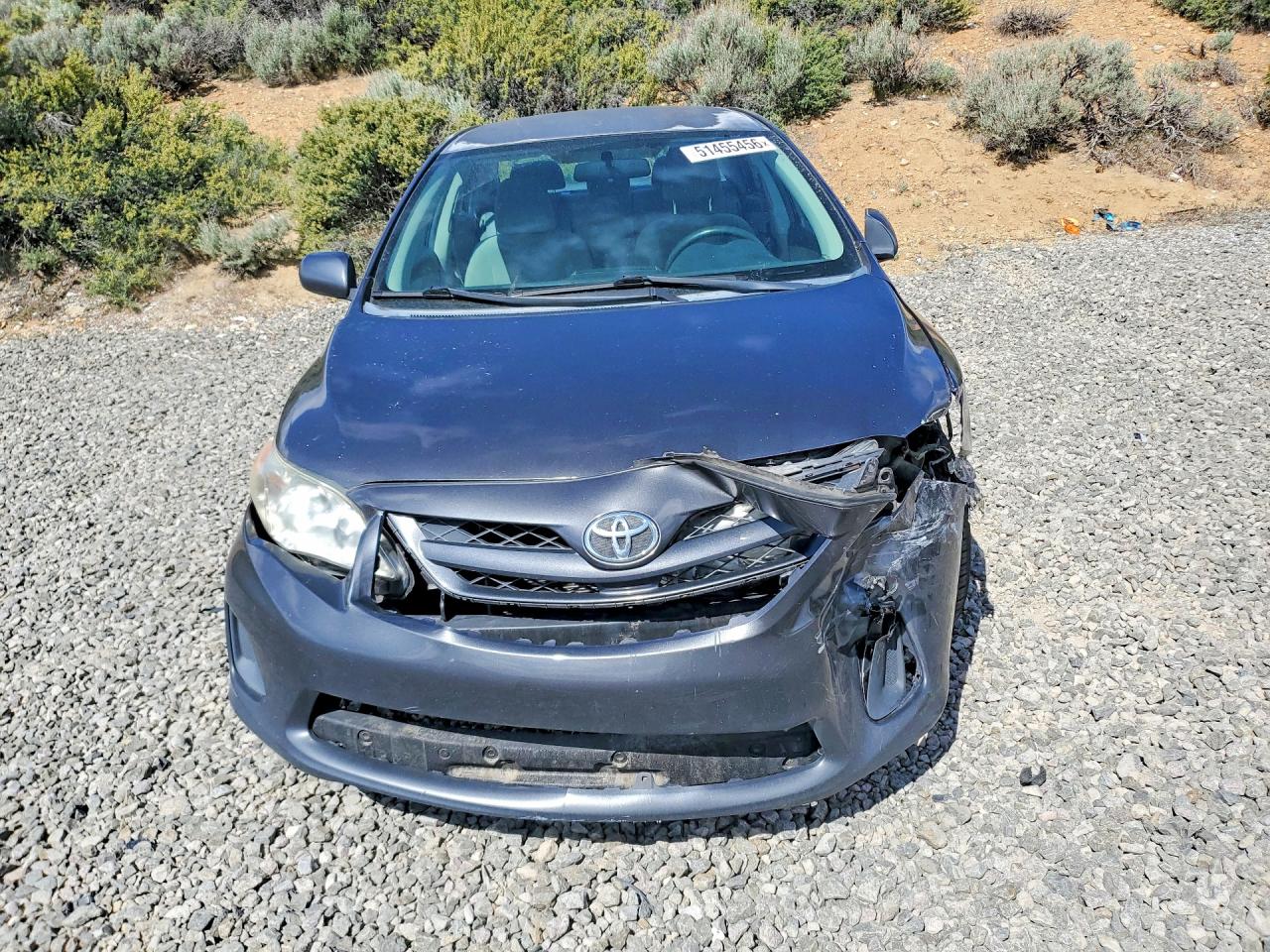2011 TOYOTA COROLLA LE photo 13