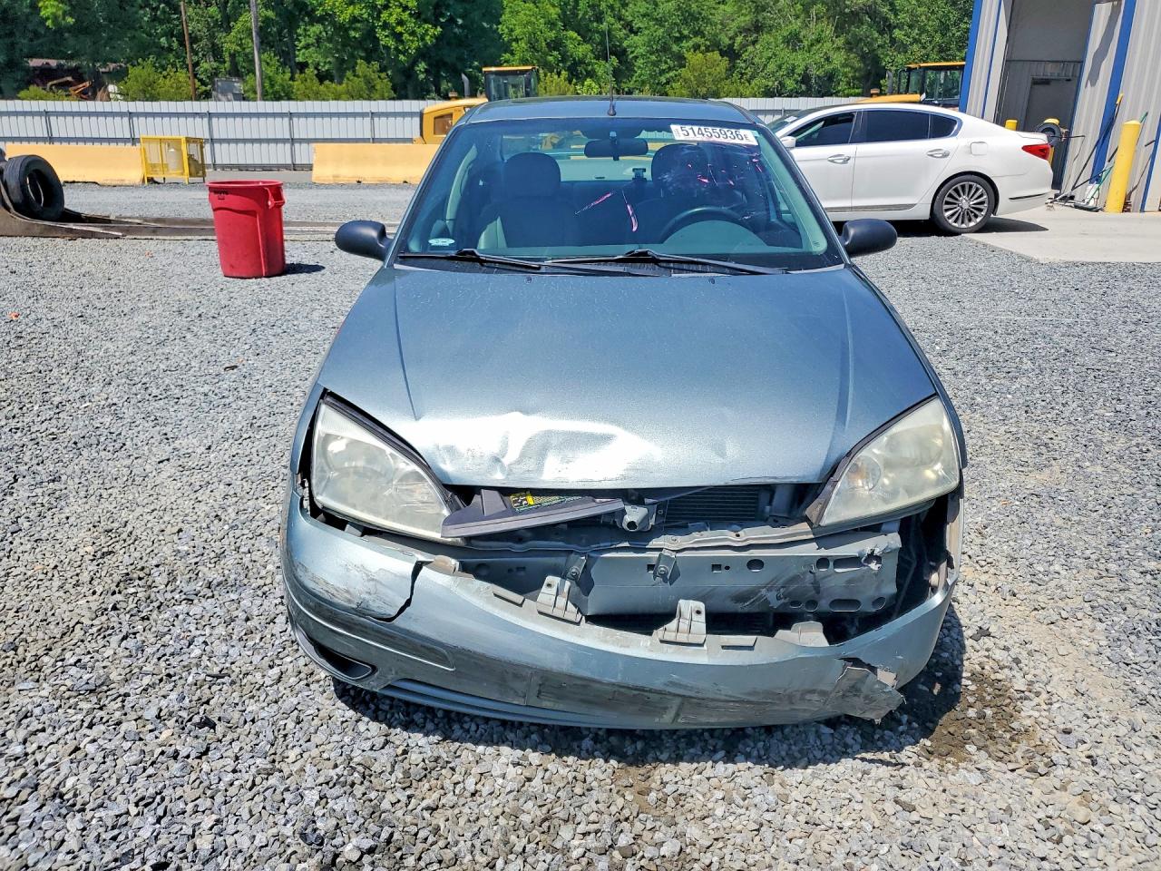 2005 FORD FOCUS ZX4 photo 13