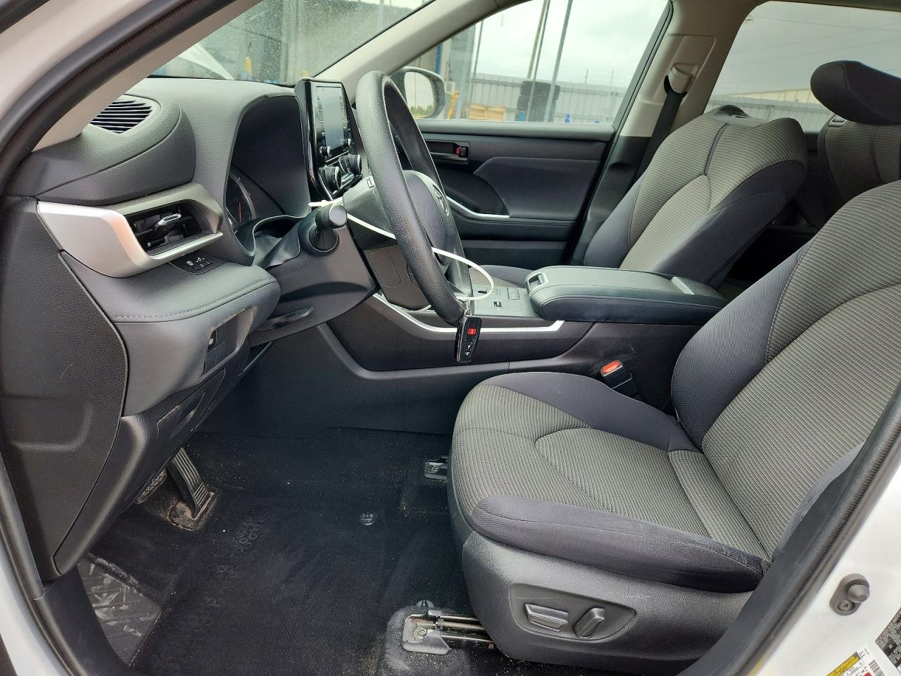 2022 TOYOTA HIGHLANDER L photo 7