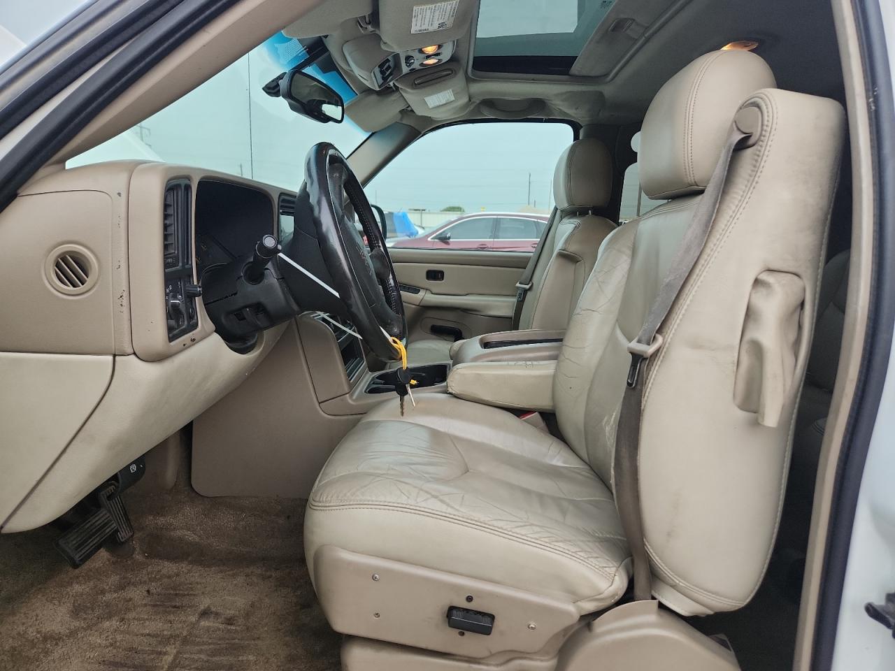 2003 GMC YUKON XL C1500 photo 19